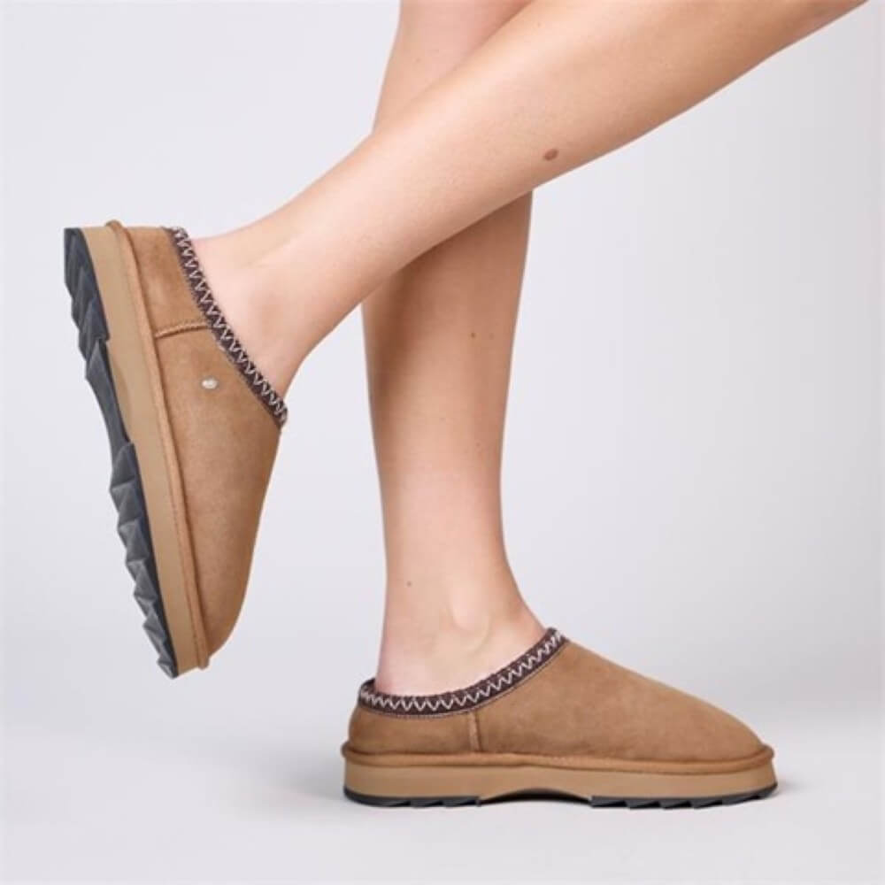 EMU Sharky Scuff Chestnut