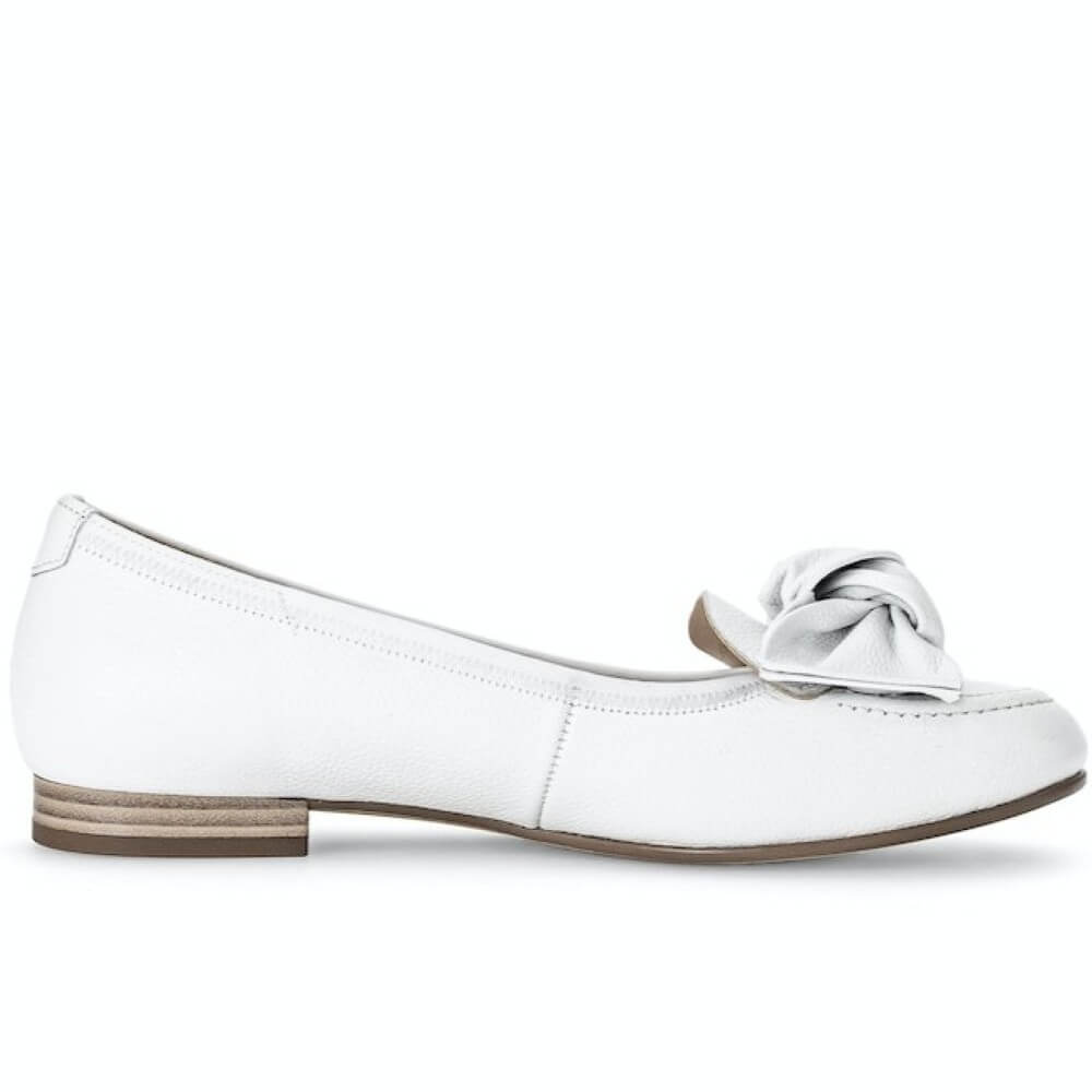 Gabor Camel Ballet Pumps42.612-WHITE