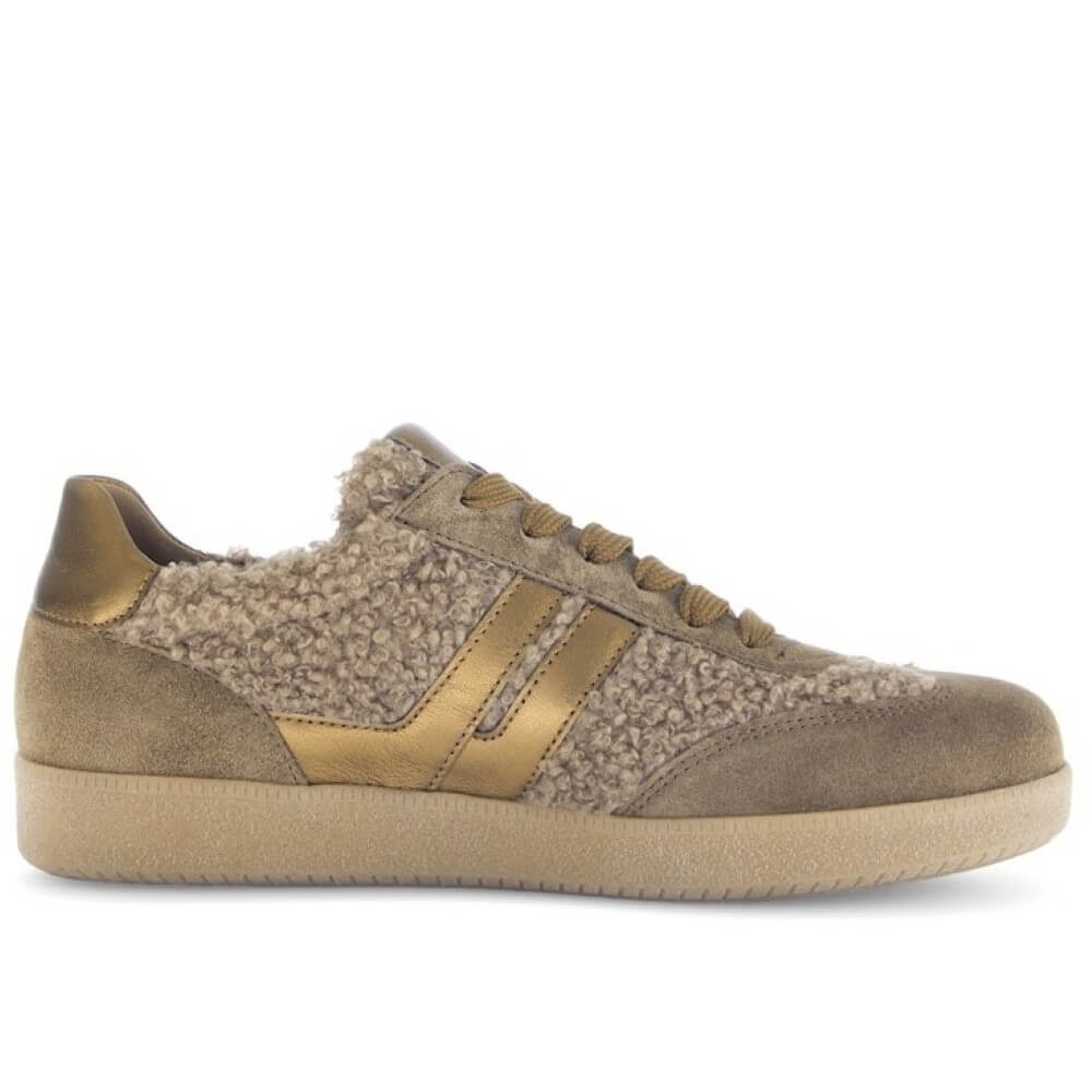 Brown and gold sneaker on a white background Gabor West Leather Trainer 73.300 Teddy Light Bronze
