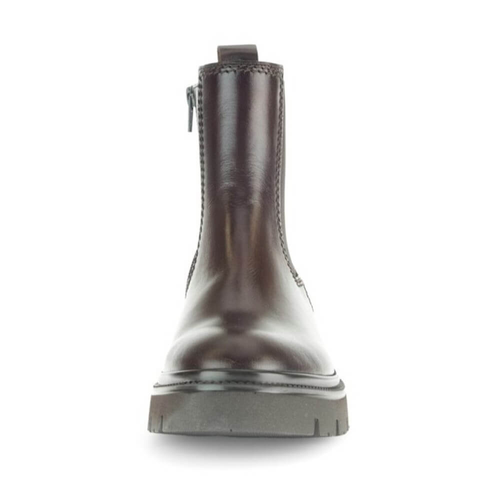 Brown leather Chelsea boot on a white background Gabor Marissa Chelsea Boots 71.850.28 Brown