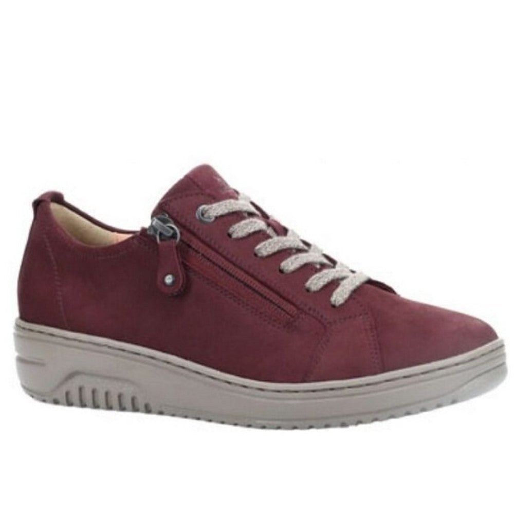 Maroon sneaker with white laces on a white background HARTJES Phil H-Fit 162.1707 -CHIANTI RED