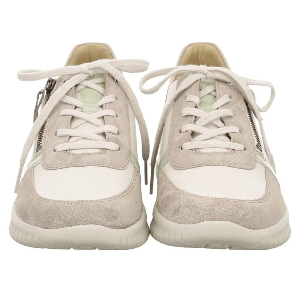 White and beige sneaker with green accents on a white background Hartjes Wave 162.2401 Lightweight Leather Lace-up H-Fit Beige