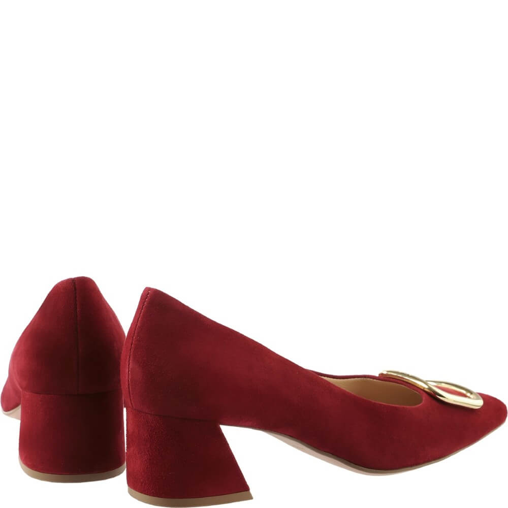  Wine Red high-heeled shoes with gold buckles on a white background Hogl Classic Pumps Sheryl 10 4542 Cabernet Wine