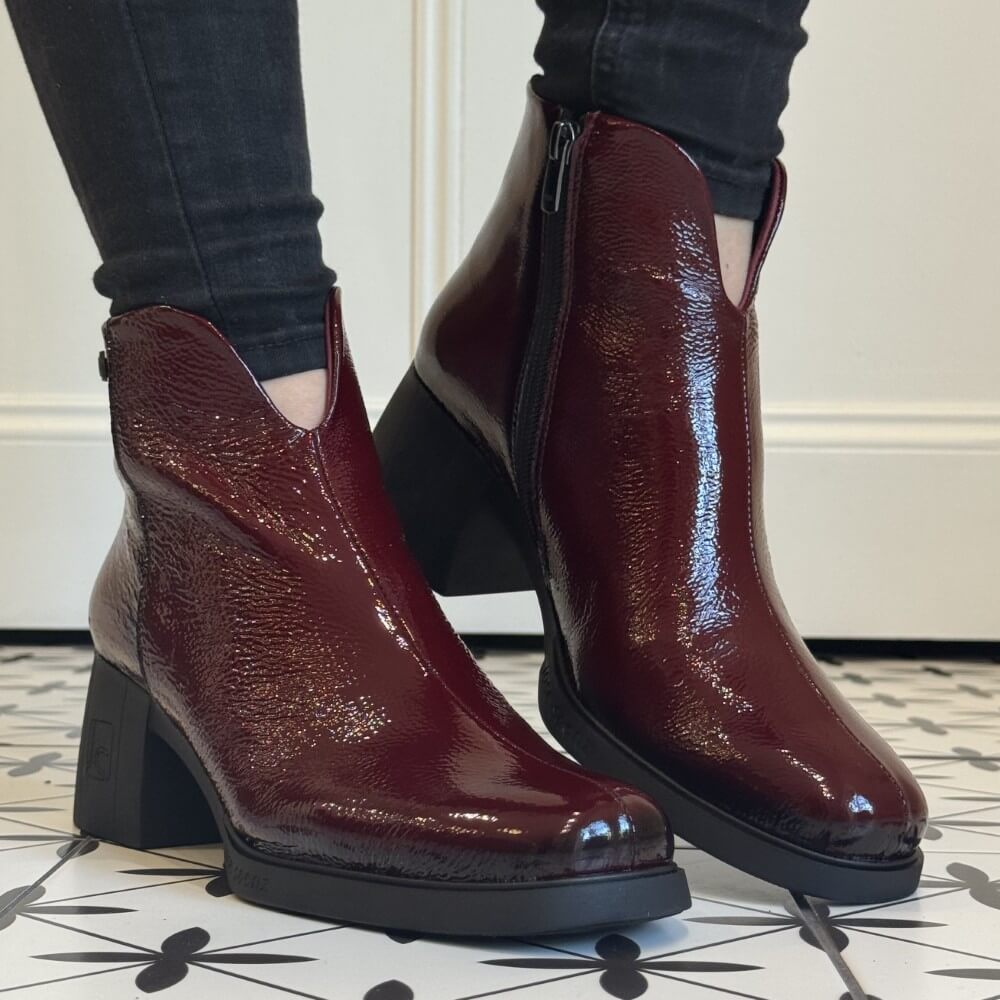 Jose Saenz Patent Leather Ankle Boot 5440-CHERRY RED