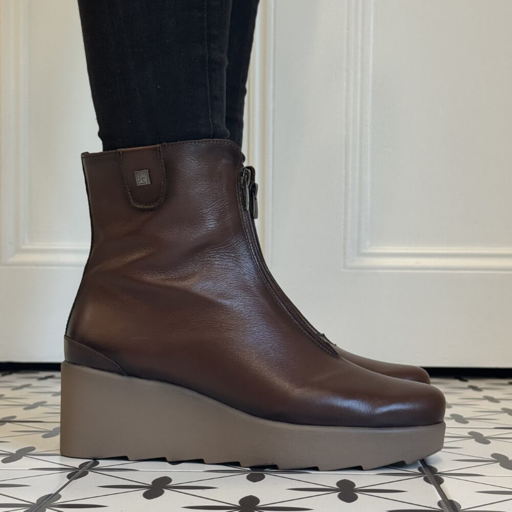Brown platform ankle boots  &nbsp;Jose Saenz Wedge Centre Zip 6426 CT Polka Tan