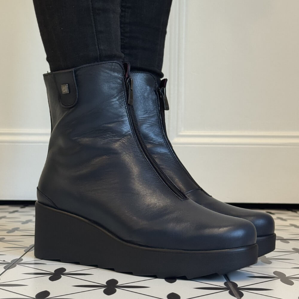 Navy leather wedge boot Jose Saenz Wedge Centre Zip 6426 CT Navy