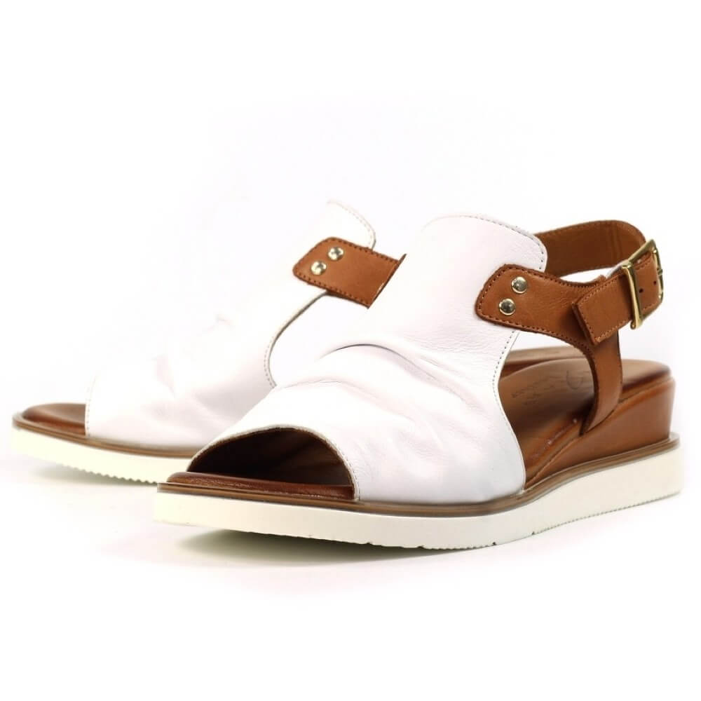 Lunar Steffi Leather Sandals-WHITE