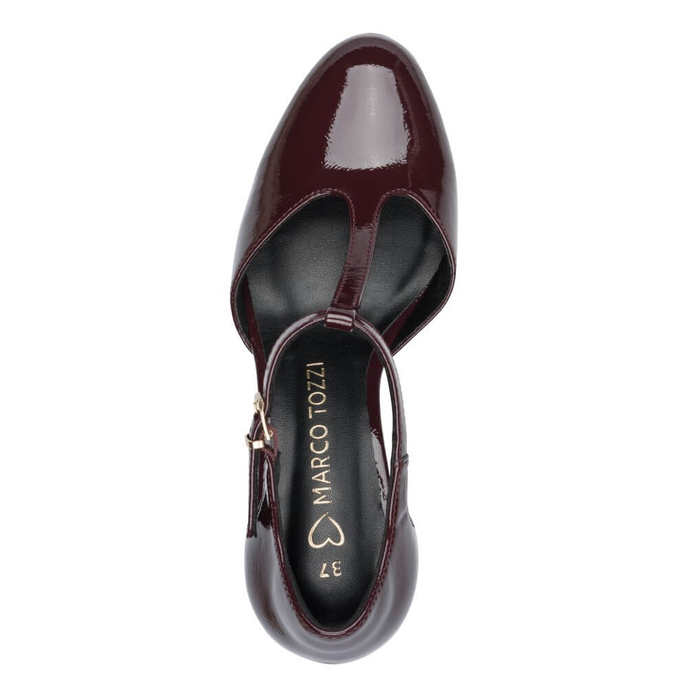 Maroon high-heeled shoe with 'Marco Tozzi' branding on a white background