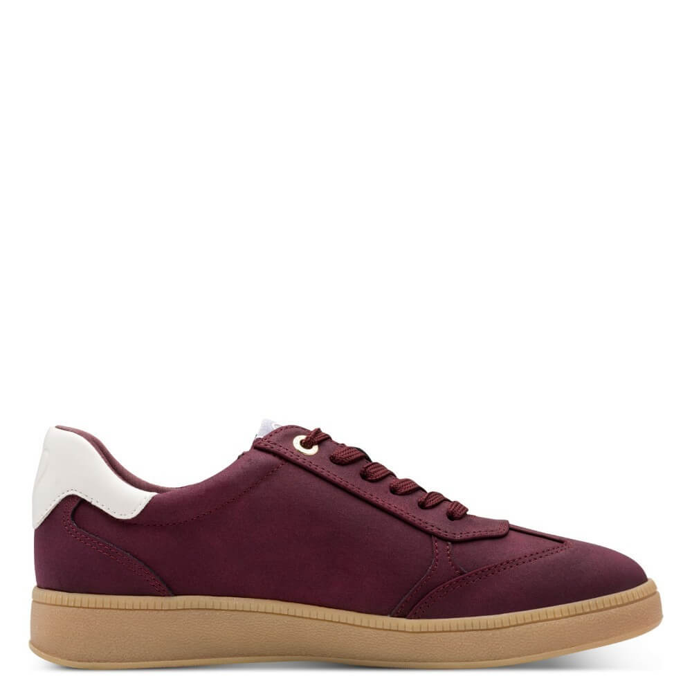 Maroon sneaker with gold zipper and white sole, accompanied by a '100% Vegan' label. Marco Tozzi Vegan Sneakers 2-23739-WINE