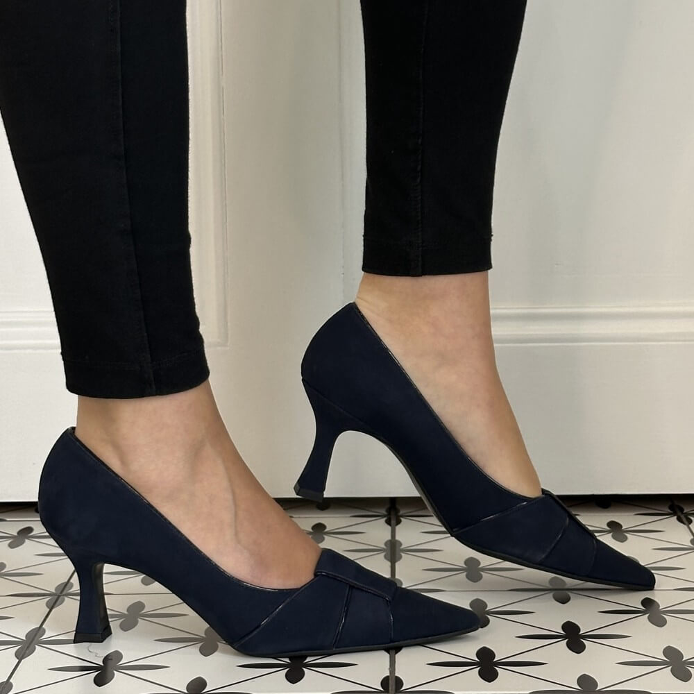 Marian 2505 Ocean Navy Suede Court Shoe