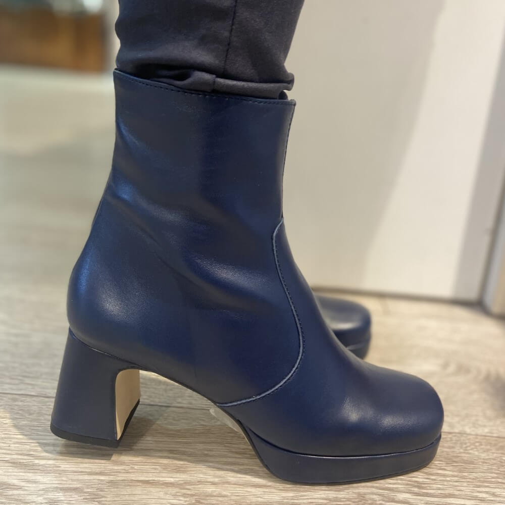 Marian 65802 Platform Ankle Boot-NAVY