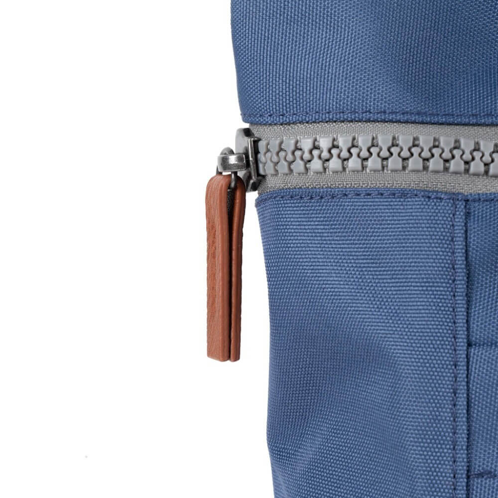 Roka Finchley A Backpack Small Burnt Blue