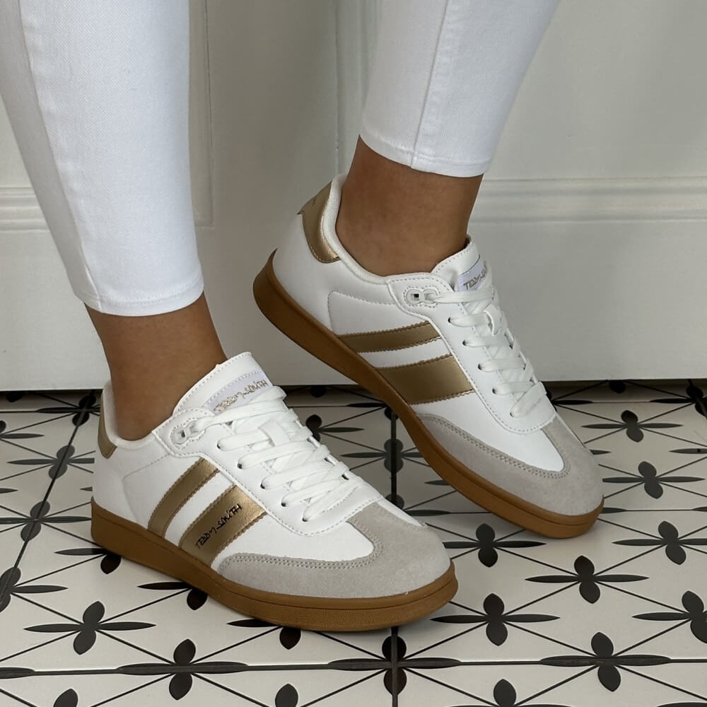 White sneakers with Gold Strips and brown gum soles  Teddy Smith Sneakers 120033 White & Gold