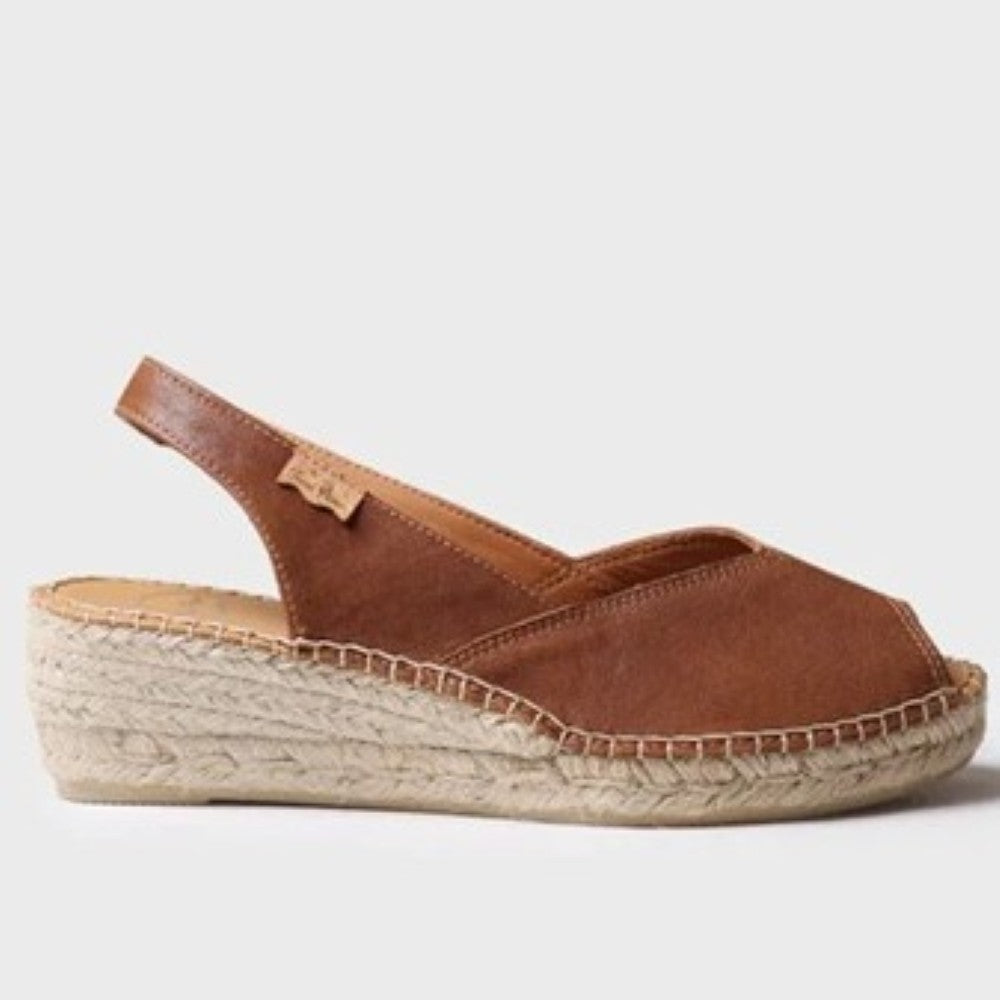 Toni Pons Brown espadrille sandal on a light grey background