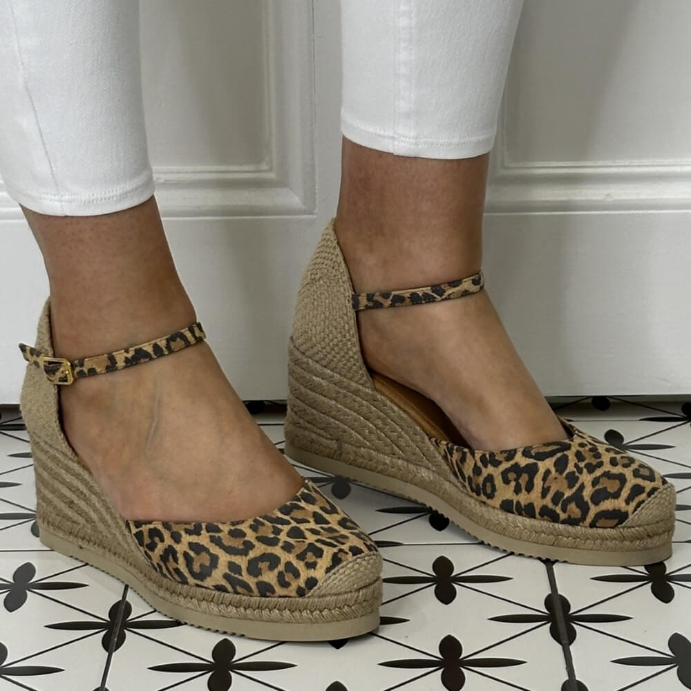 Unisa Caceres Round toe D'Orsay espadrille leopard print