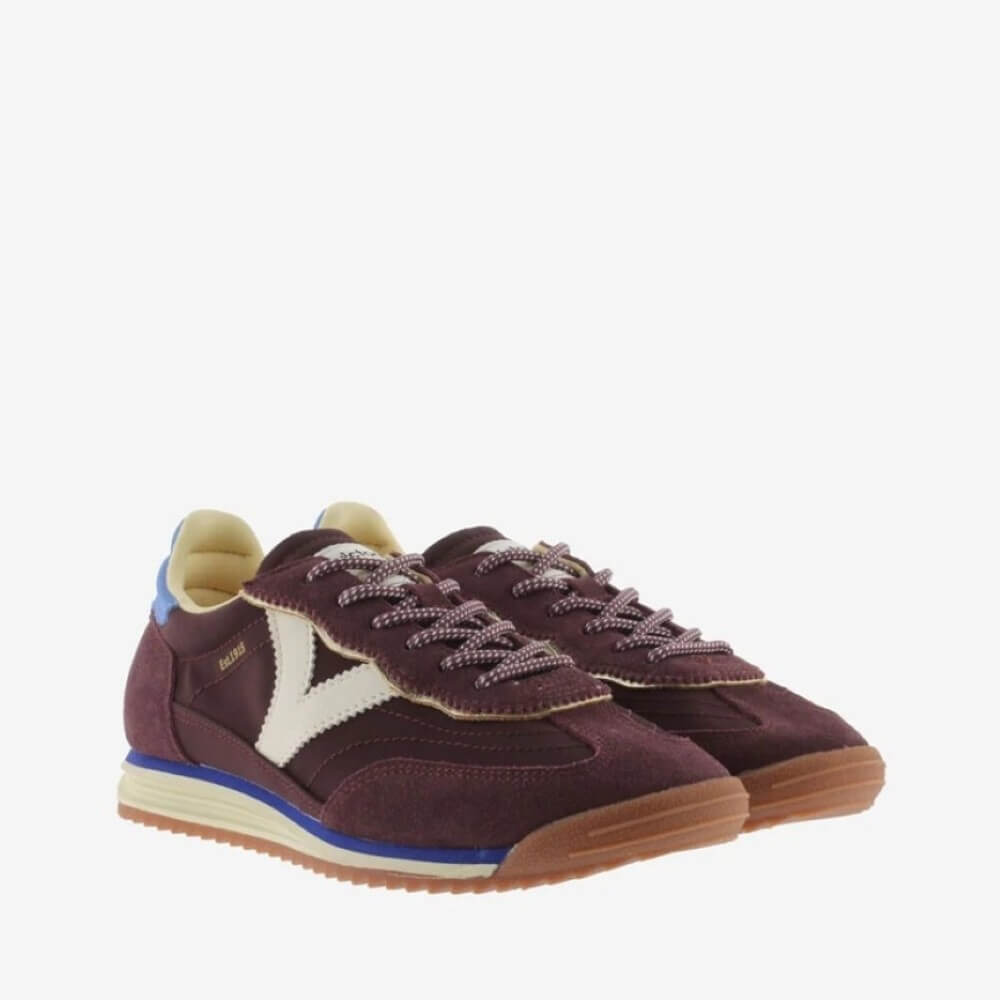 Maroon sneaker with a white 'V' logo on a white background VICTORIA SATURNO Sneakers 1158101-WINE