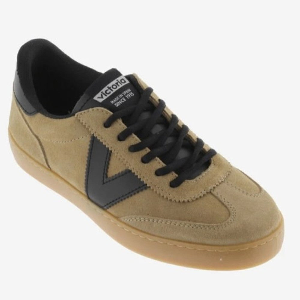 Brown sneaker with black accents on a white background Victoria Berlin Trainers  1126219 Beige