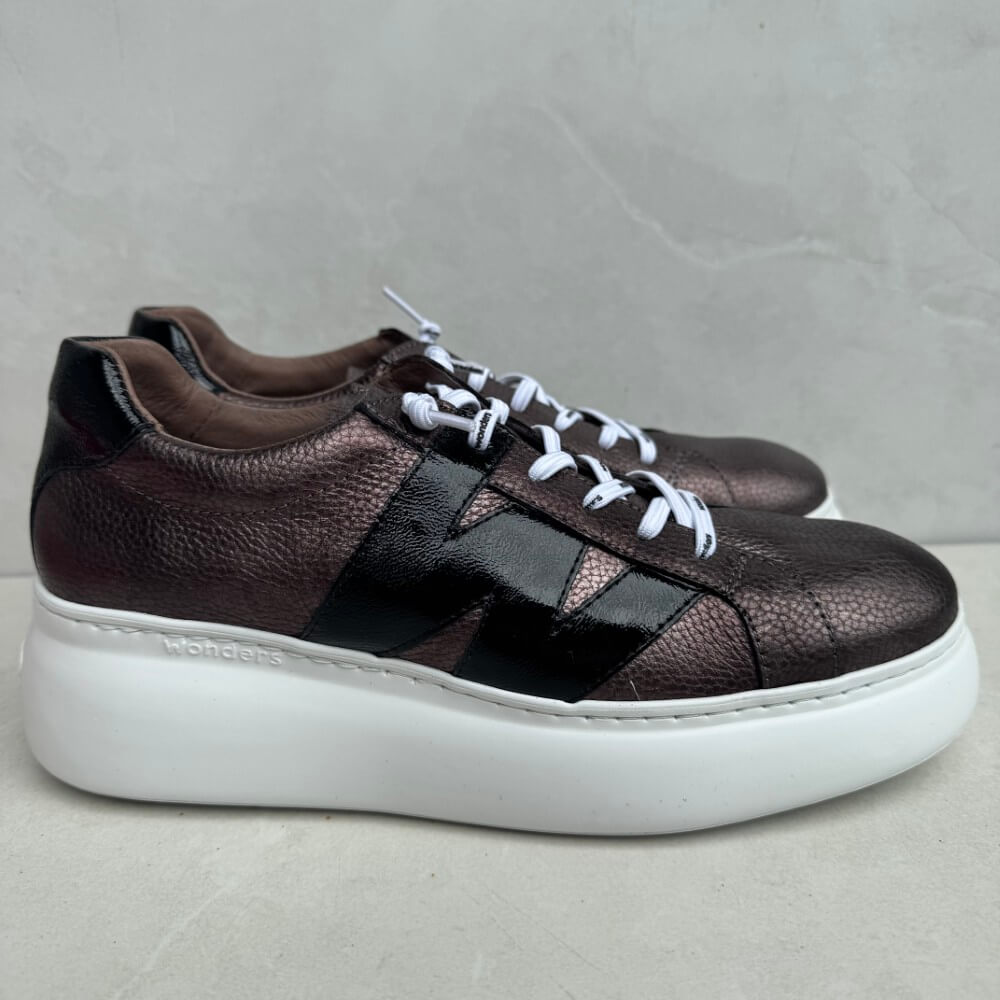 Brown and black sneakers with white sole Wonders Ellen Dorita Trainer A-2660-PLOMO