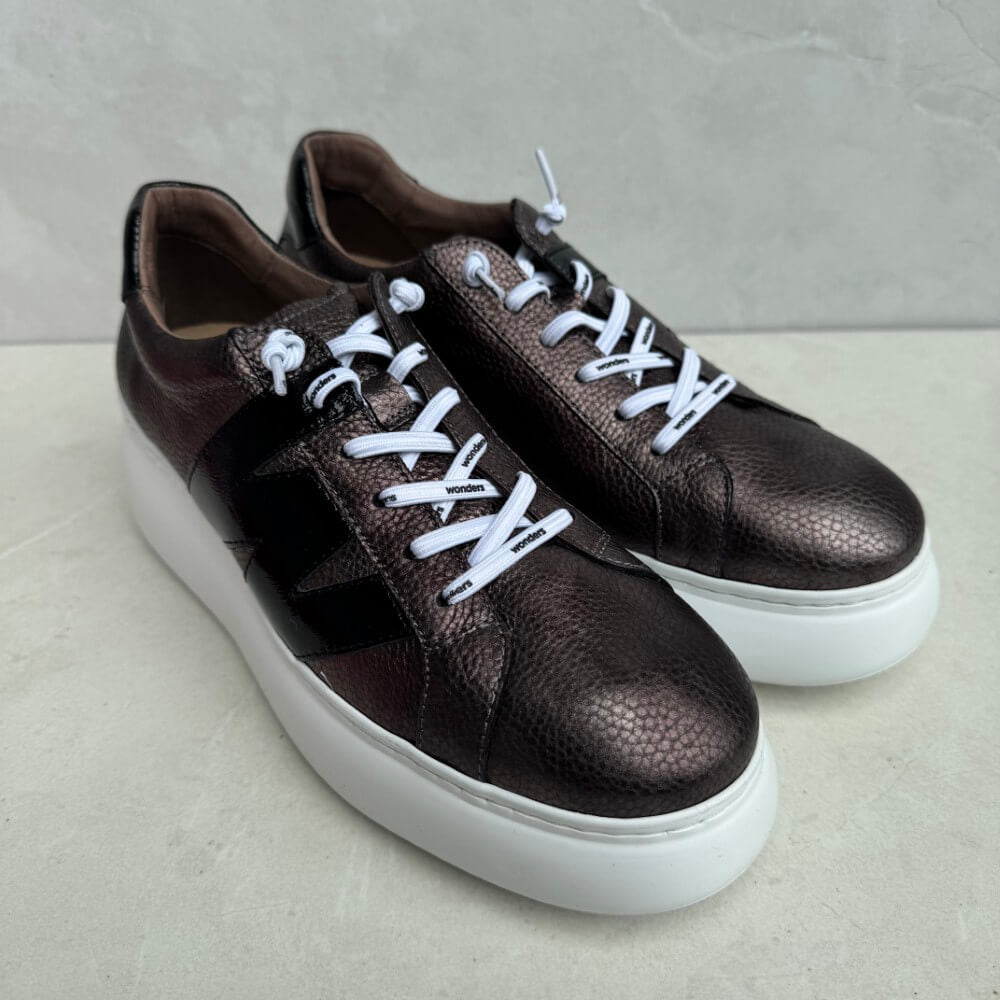 Brown and black sneakers with white sole Wonders Ellen Dorita Trainer A-2660-PLOMO