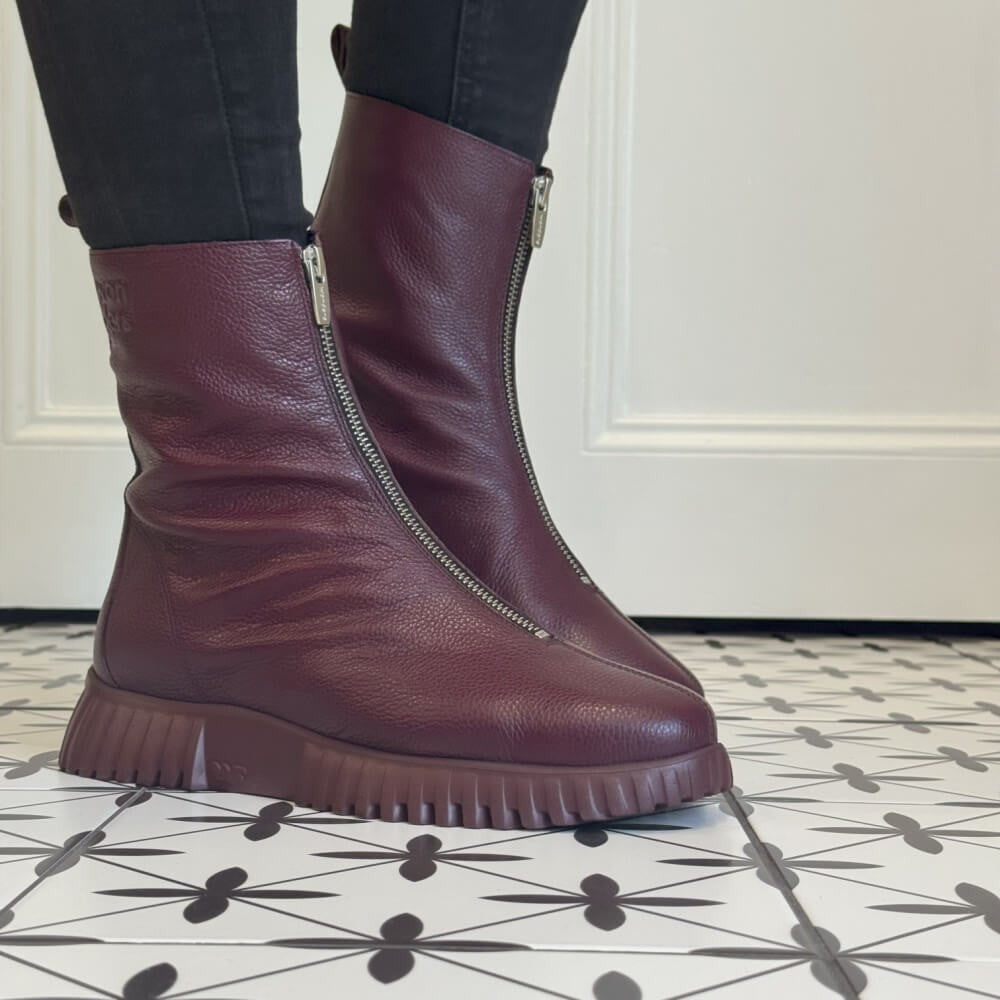 Wine Red Centre zip ankle boots Wonders Flexfly 03 Leather Centre Zip A-4403-WINE