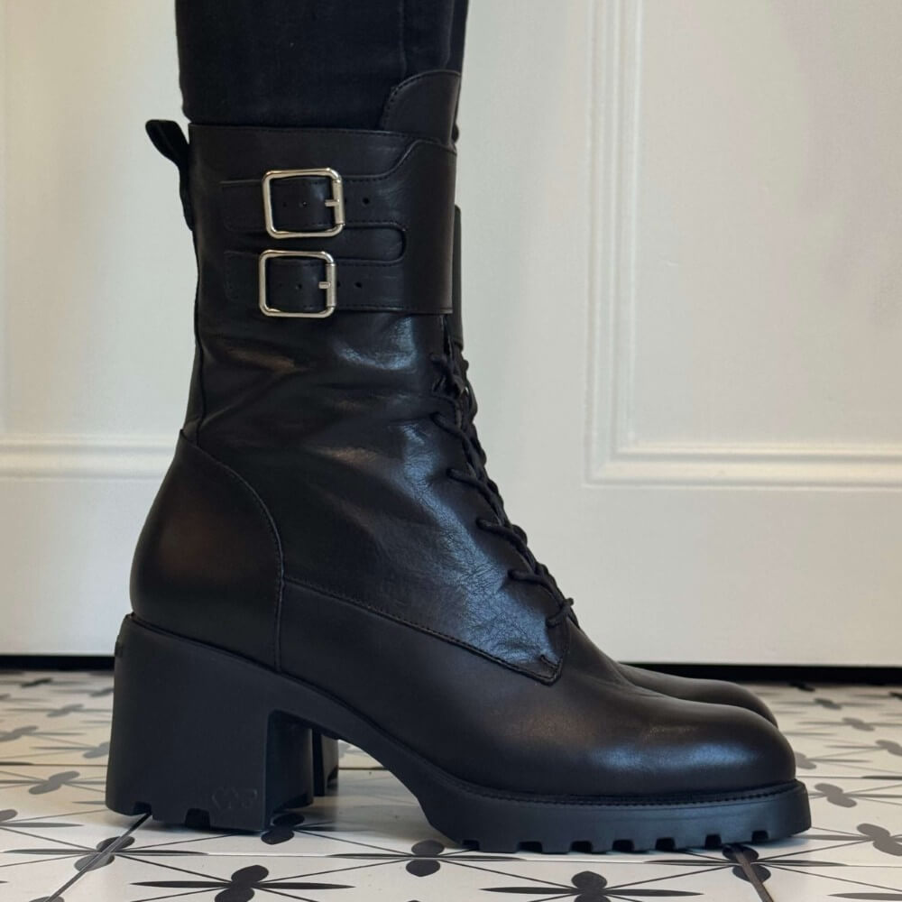 Black leather boot with buckles  Wonders Lima Leather Boot G-7204 BLACK