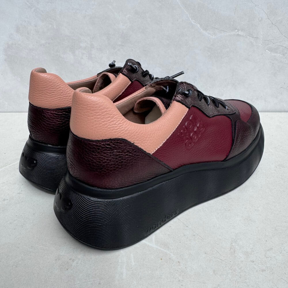 Wonders Roma 30 Leather Trainer A-3630-WINE