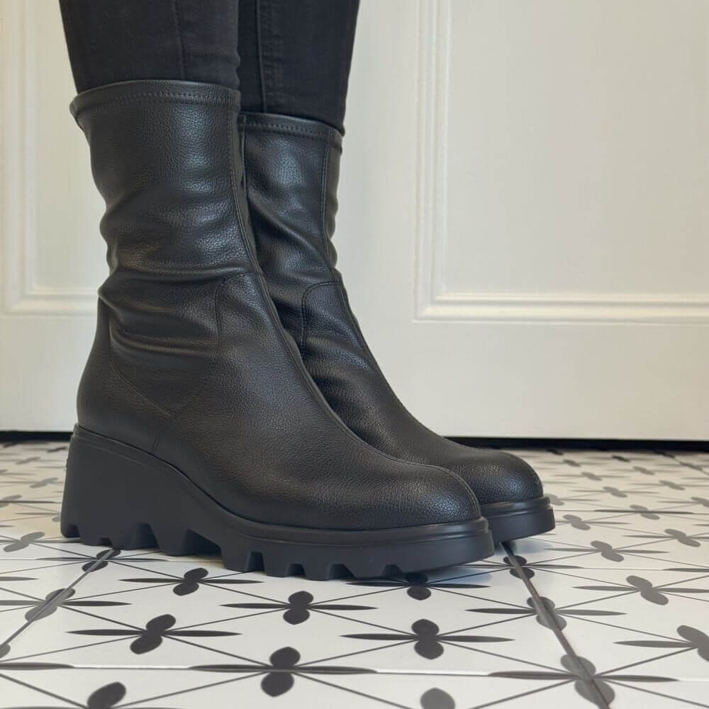 Wonders Toronto Stretch Leather Boot G-7017-BLACK
