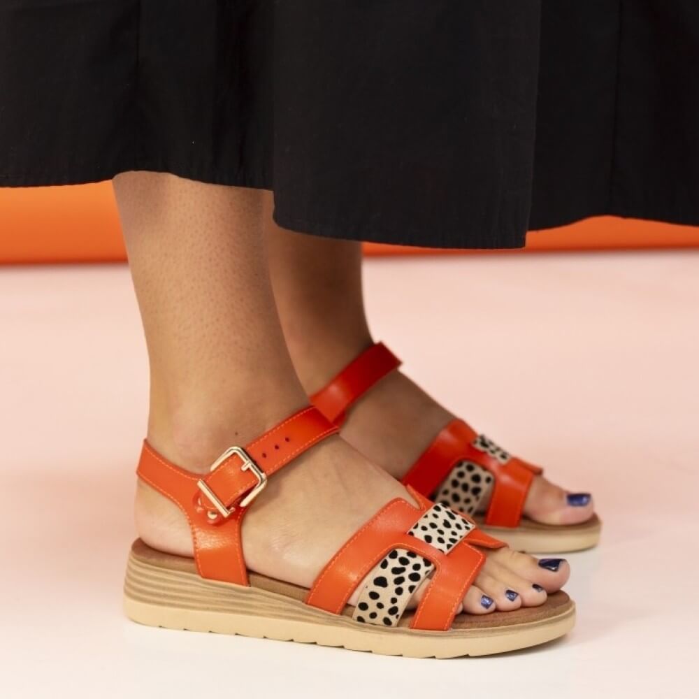 Lunar Carla Sandals-ORANGE