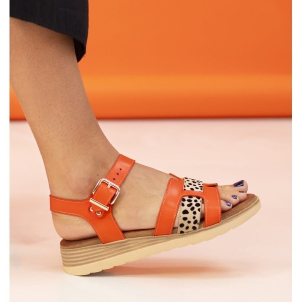 Lunar Carla Sandals-ORANGE