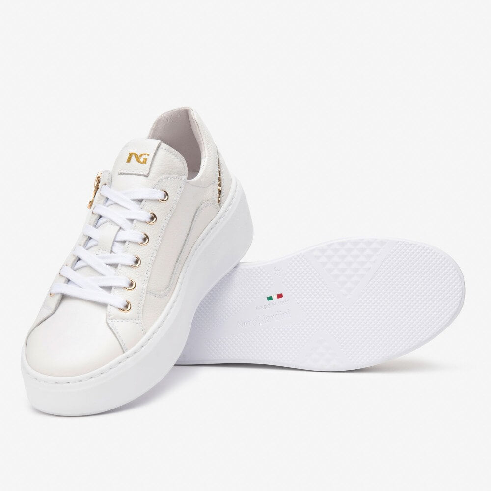 NeroGiardini Trainers E513081D Off White